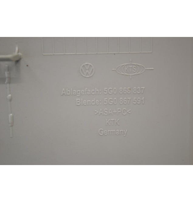 Πλαφονιέρα Οροφής Volkswagen Golf VII 2013-2018 5G0868837 (4pins)