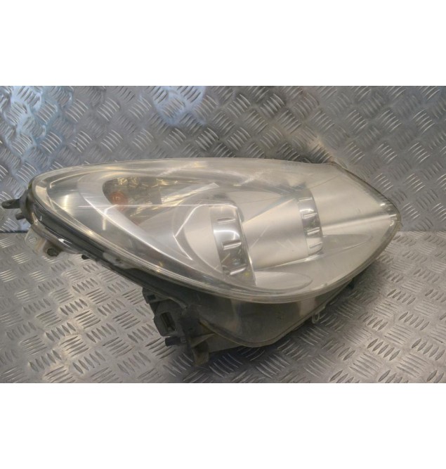 Φανάρι Πίσω Δεξιά Opel Corsa D 2006-2015 VALEO 13186382