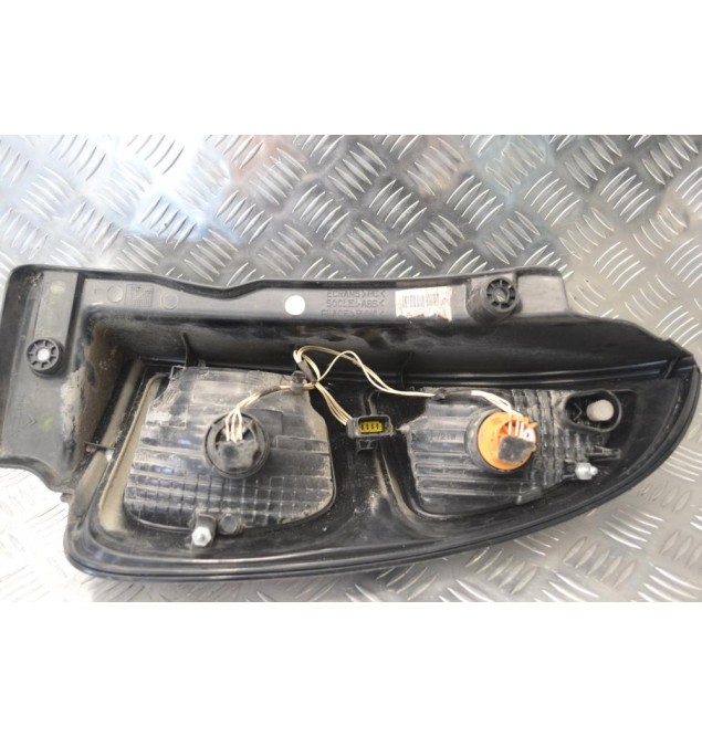 Φανάρι Πίσω Δεξιά Citroen C3 Picasso SX 2009-2012 9681727280 (4pins)