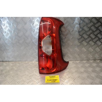 Φανάρι Πίσω Δεξιά Fiat Panda 2012-2026 51843642 (4pins)
