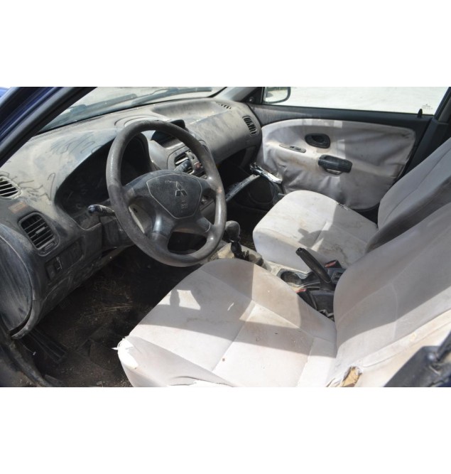 Ολόκληρο Αυτοκίνητο Mitsubishi Carisma 1.3 DA6A Αρ.Κινητήρα 4G13 2000-2006