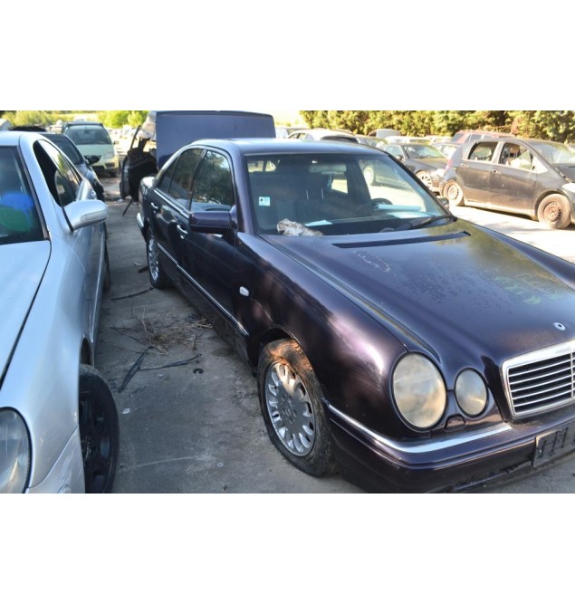 Ολόκληρο Αυτοκίνητο Mercedes-Benz E 300D W210 Αρ.Κινητήρα 606.912 1995-2003