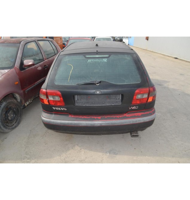 Ολόκληρο Αυτοκίνητο Volvo V40 SW 1.8 Αρ.Κινητήρα B4184S 1995-2004