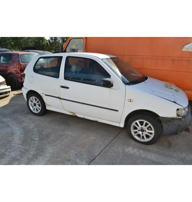 Ολόκληρο Αυτοκίνητο Volkswagen Polo 1.0 Αρ.Κινητήρα AER 1994-1999