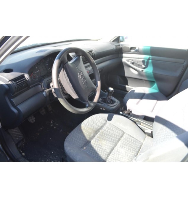 Ολόκληρο Αυτοκίνητο Audi A4 Β5 1.6 Αρ.Κινητήρα ADP 1994-2001