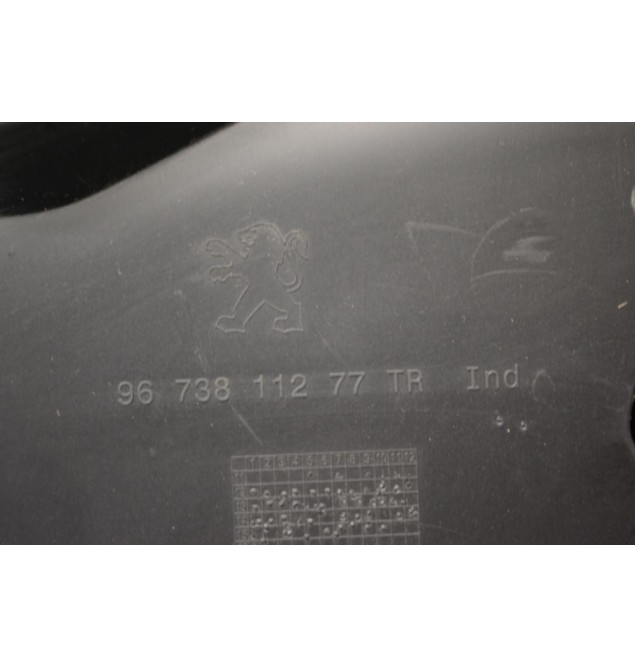 Ντουλαπάκι Συνοδηγού Peugeot 208 2012-2019 9673811277