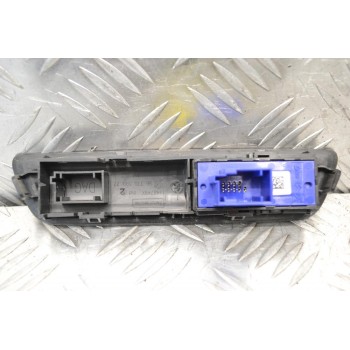 Κονσόλα Με Διακόπτες Peugeot 208 2012-2019 9677059077