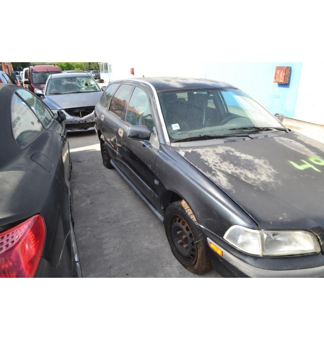Ολόκληρο Αυτοκίνητο Volvo V40 SW 1.8 Αρ.Κινητήρα B4184S 1995-2004