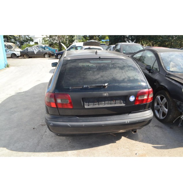 Ολόκληρο Αυτοκίνητο Volvo V40 SW 1.8 Αρ.Κινητήρα B4184S 1995-2004