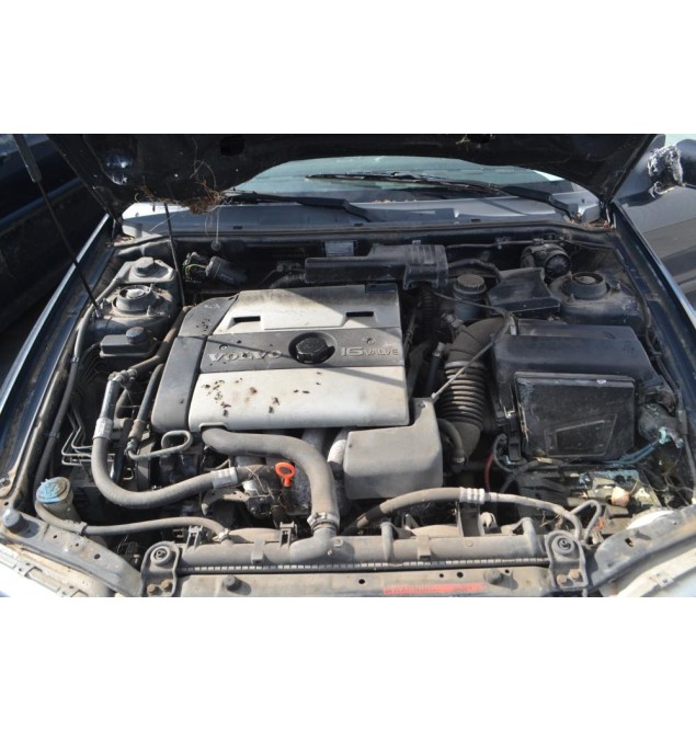 Ολόκληρο Αυτοκίνητο Volvo V40 SW 1.8 Αρ.Κινητήρα B4184S 1995-2004