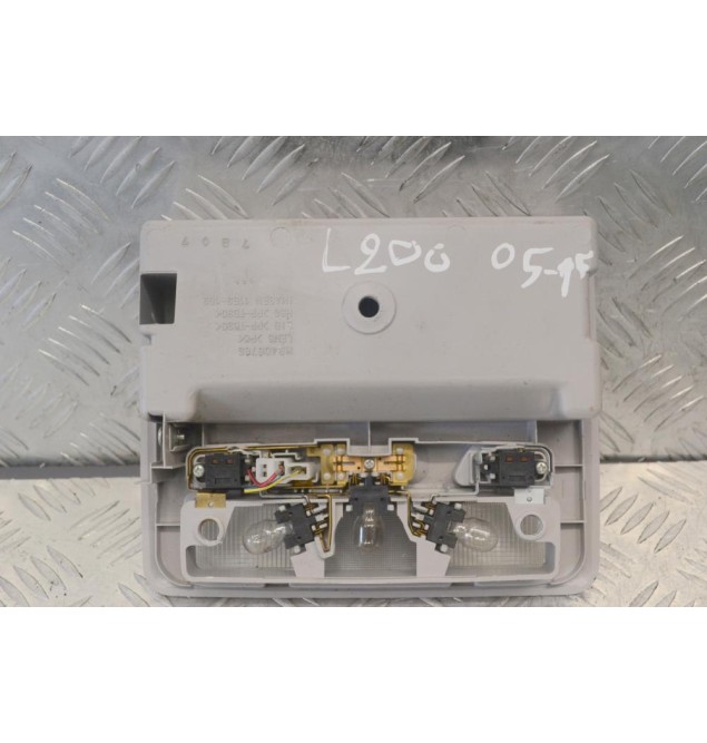 Πλαφονιέρα Mitsubishi L200 KB4 Safari 2005-2010 MR406765
