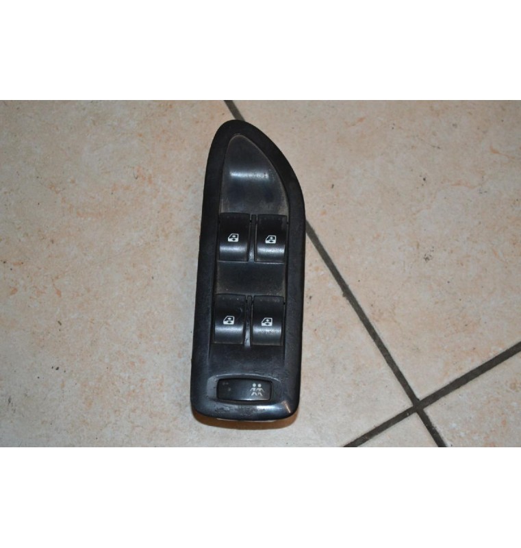Διακόπτης Παραθύρων Renault Laguna 2000-2007 2650302 Εμπρός Αριστερά(20+6pins)