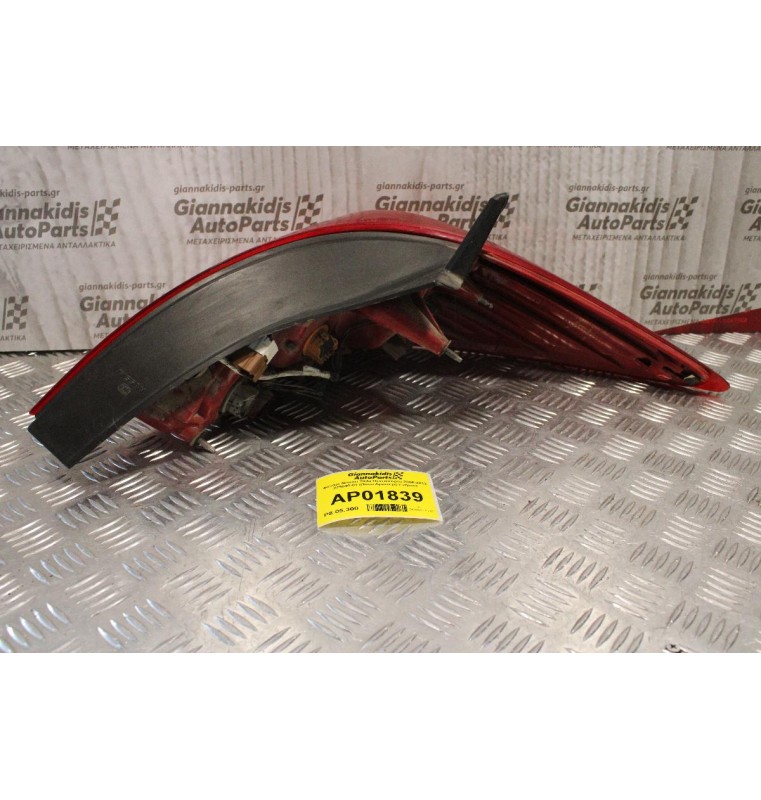 Φανάρι Nissan Tiida Πεντάπορτο 2006-2012 225040-01 (Πίσω Αριστερό Γνήσιο)