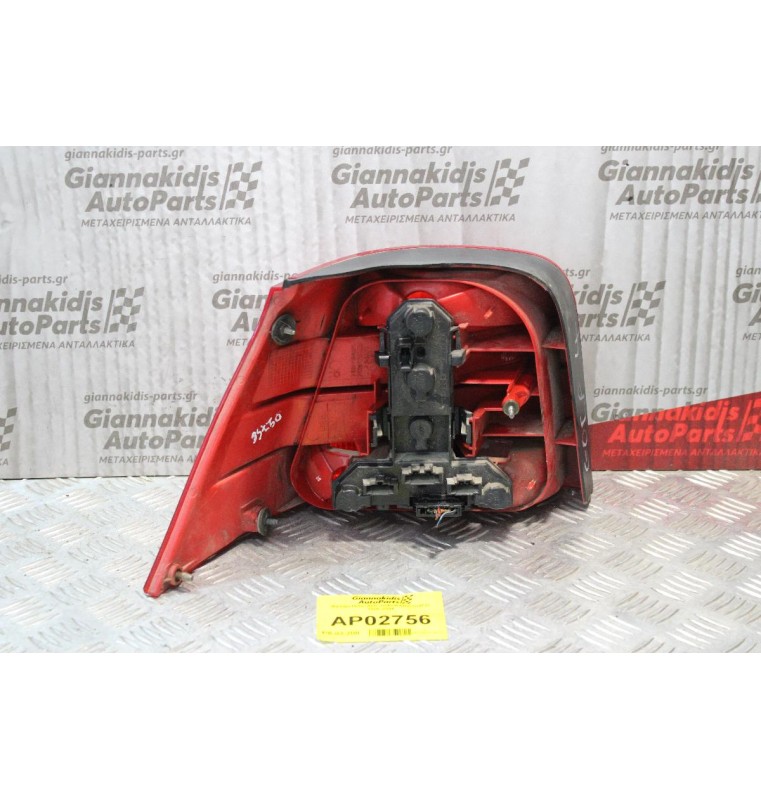 Φανάρι  Volkswagen Golf IV 1998-2004 (Πίσω Δεξί Γνήσιο)