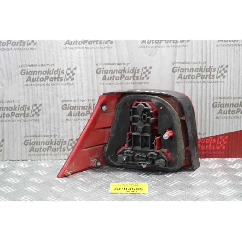 Φανάρι Volkswagen Golf IV 1998-2004 (Πίσω Δεξί Γνήσιο)