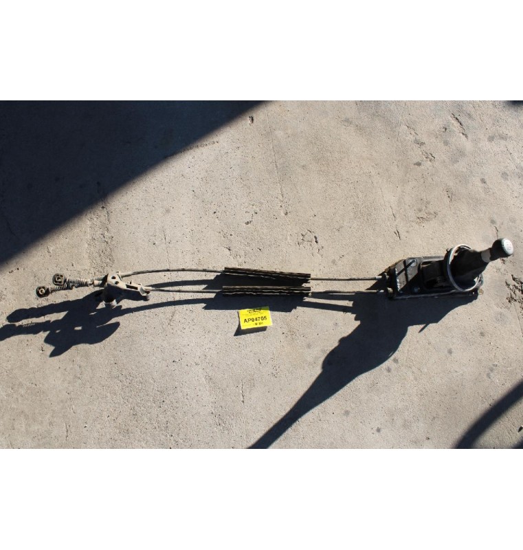 Πυργολεβιές Ταχυτήτων με Ντίζες Skoda Fabia 2006-2013 600711061E