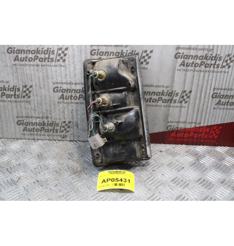 Φανάρι Toyota Hilux 1989-1997 (Πίσω Δεξί)