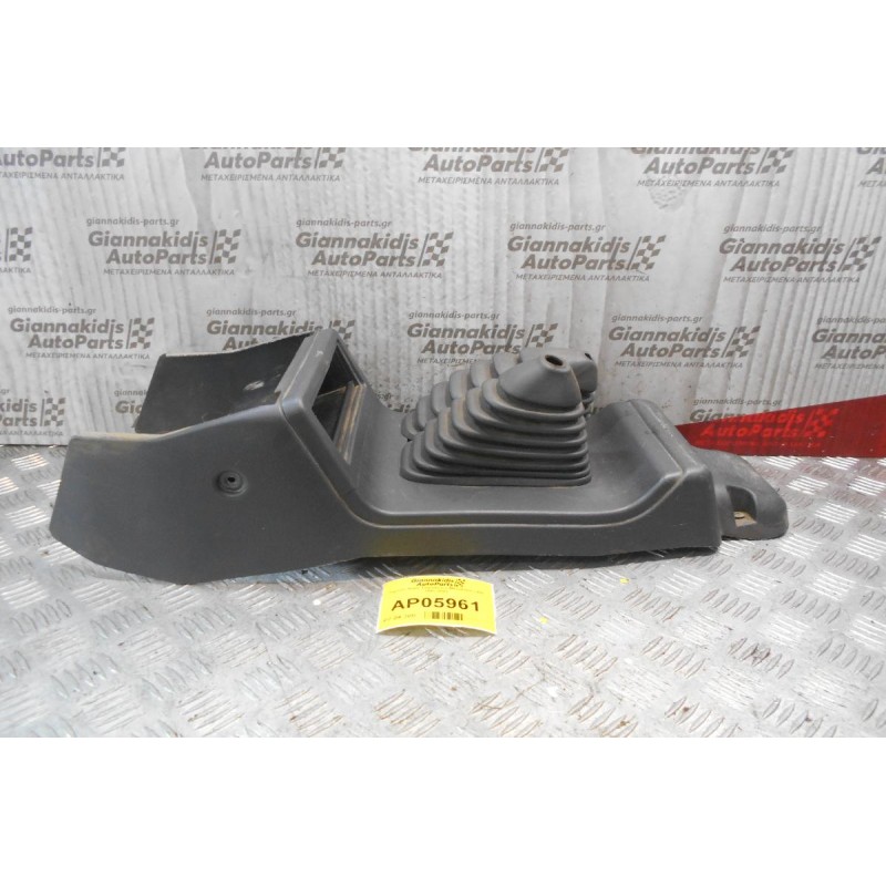 Ταμπλό Λεβιέ Ταχυτήτων Mitsubishi L200 1997-2001