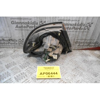 Φανάρι Nissan Almera N15 1996-1998 (Πίσω Δεξί Φτερό)