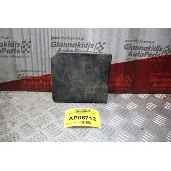 Ασφαλειοθήκη Nissan Tiida 2006-2012 PP-T30-M10