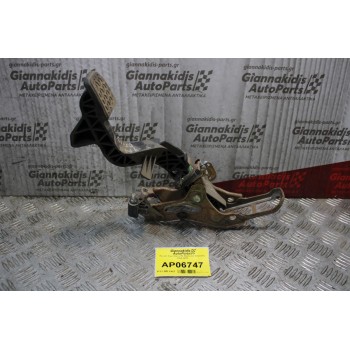 Πεντάλ Συμπλέκτη Toyota Yaris 2006-2012