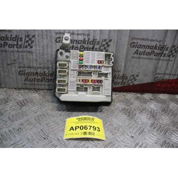 Ασφαλειοθήκη BSI Renault Megane 2006-2008 8200481867-F