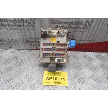 Ασφαλειοθήκη Nissan Almera N16 2000-2006 243505M300 0124001