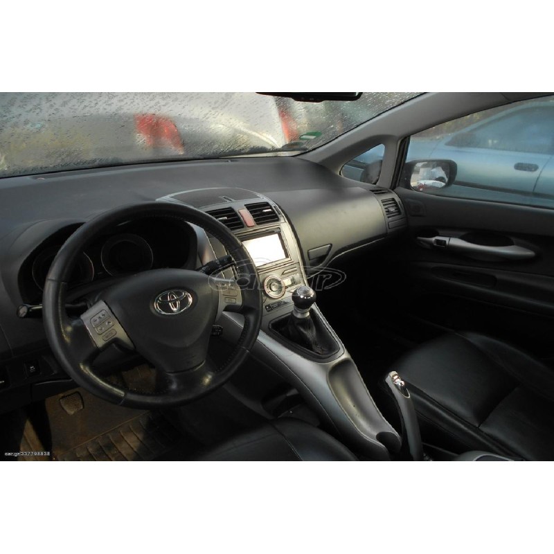 Ολόκληρο Αυτοκίνητο Toyota Auris 2.0 D4D 2AD 2006-2010 (Για ανταλλακτικα)