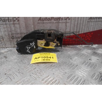 Κλειδαριά Πόρτας Ηλεκτρομαγνητική Έμπρος Αριστερή Hyundai Terracan 2004-2008 (5pins)