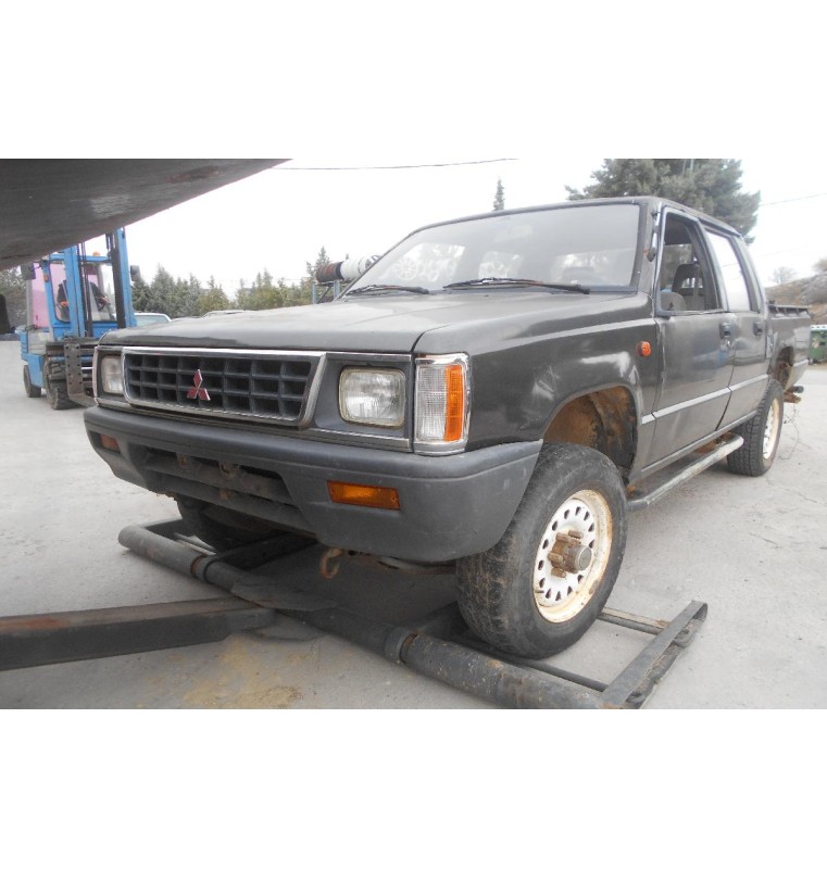 Ολόκληρο Αυτοκίνητο Mitsubishi L200 2.5 4D56 4x4 1986-1996 (Για ανταλλακτικα)