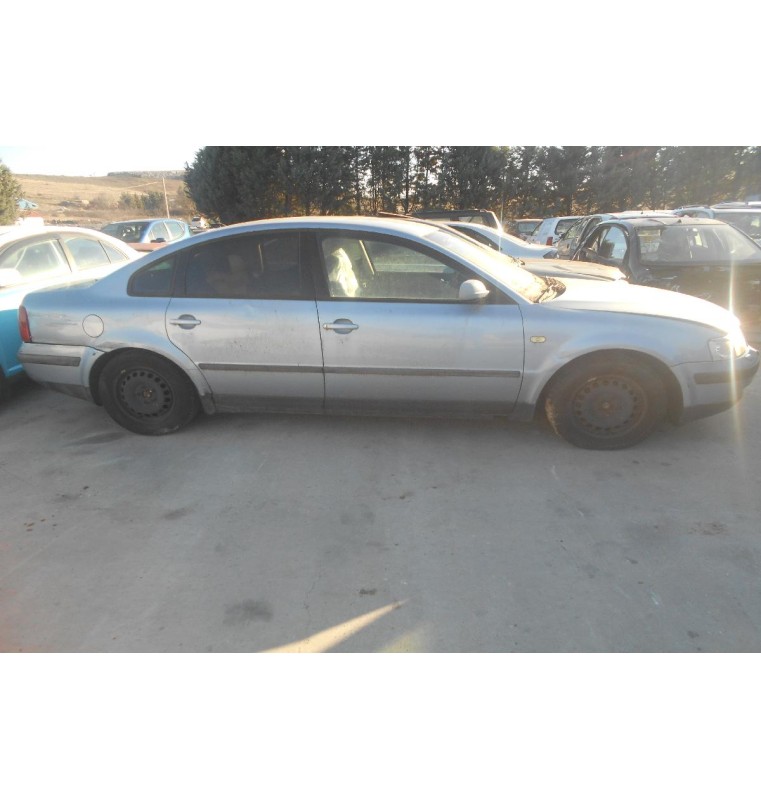 Ολόκληρο Αυτοκίνητο Volkswagen Passat 1.8 ADR 1997-2000 (Για ανταλλακτικα)