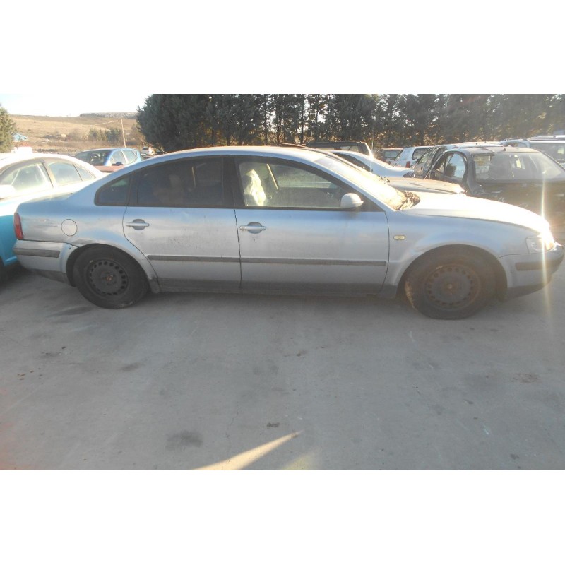 Ολόκληρο Αυτοκίνητο Volkswagen Passat 1.8 ADR 1997-2000 (Για ανταλλακτικα)