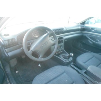 Ολόκληρο Αυτοκίνητο Audi A4 1.6 ADP 1994-2000 (Για ανταλλακτικα)