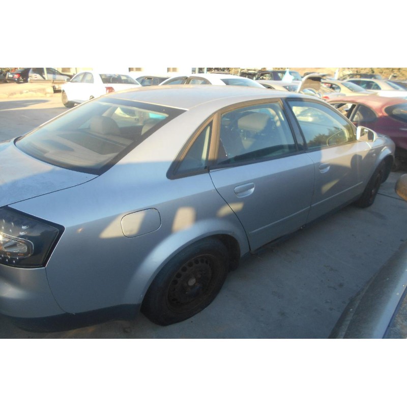 Ολόκληρο Αυτοκίνητο Audi A4 2.0 ALT 2000-2005 (Για ανταλλακτικα)