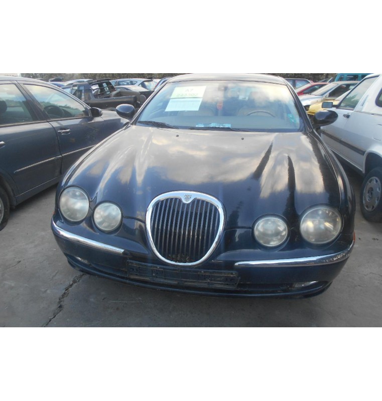 Ολόκληρο Αυτοκίνητο Jaguar 2.5 V6 JB (Για ανταλλακτικα)