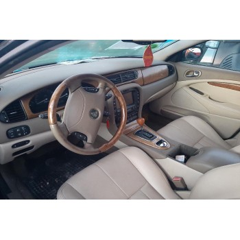 Ολόκληρο Αυτοκίνητο Jaguar 2.5 V6 JB (Για ανταλλακτικα)