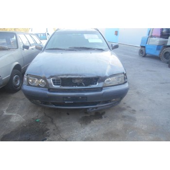 Ολόκληρο Αυτοκίνητο Volvo V40 1.9 D4192T3 2000-2004 (Για ανταλλακτικα)
