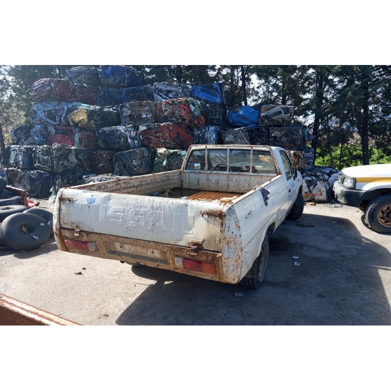 Ολόκληρο Αυτοκίνητο Nissan PickUp D21 2WD 1986-1992