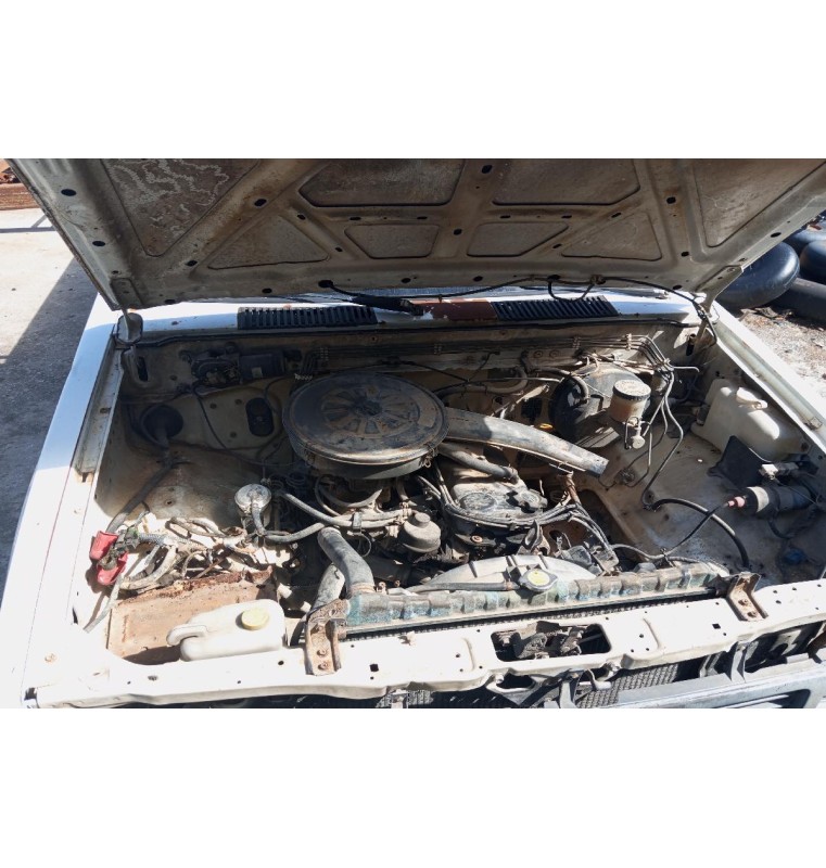 Ολόκληρο Αυτοκίνητο Nissan PickUp D21 2WD 1986-1992
