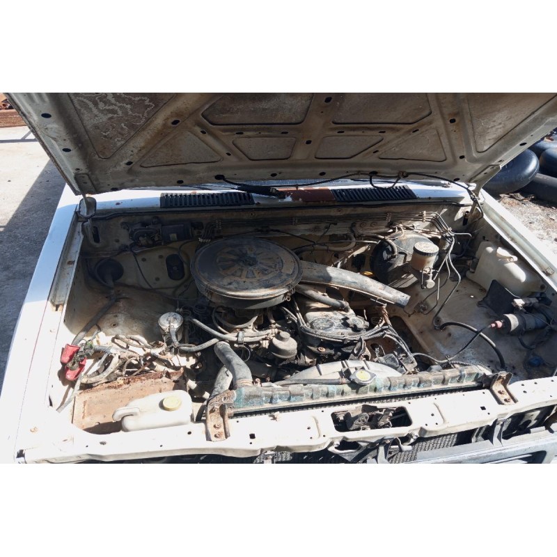 Ολόκληρο Αυτοκίνητο Nissan PickUp D21 2WD 1986-1992