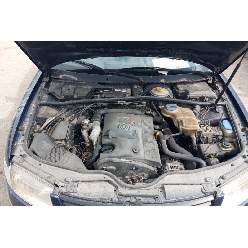 Ολόκληρο Αυτοκίνητο Volkswagen Passat CARAVAN TDI 1997-2000