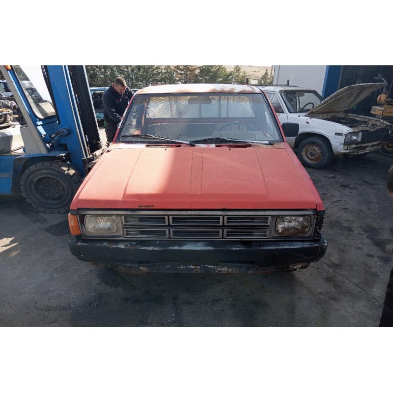 Ολόκληρο Αυτοκίνητο Nissan PickUp D21 1986-1992