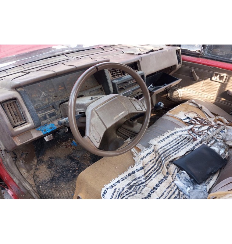 Ολόκληρο Αυτοκίνητο Nissan PickUp D21 1986-1992