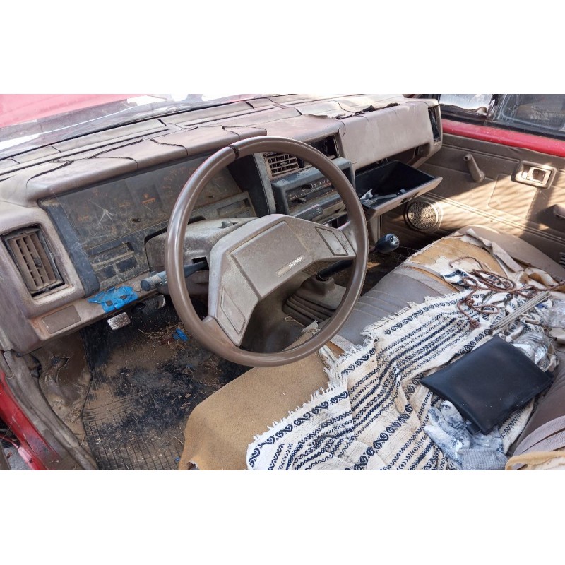 Ολόκληρο Αυτοκίνητο Nissan PickUp D21 1986-1992