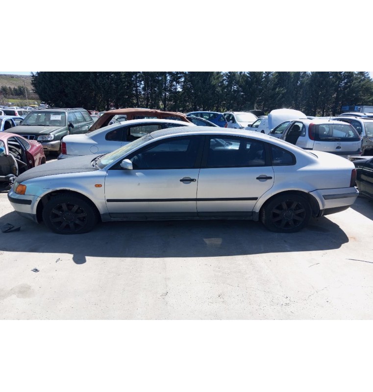 Ολόκληρο Αυτοκίνητο Volkswagen Passat 1.8 1997-2000
