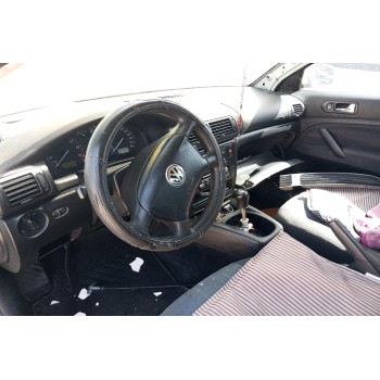 Ολόκληρο Αυτοκίνητο Volkswagen Passat 1.8 1997-2000