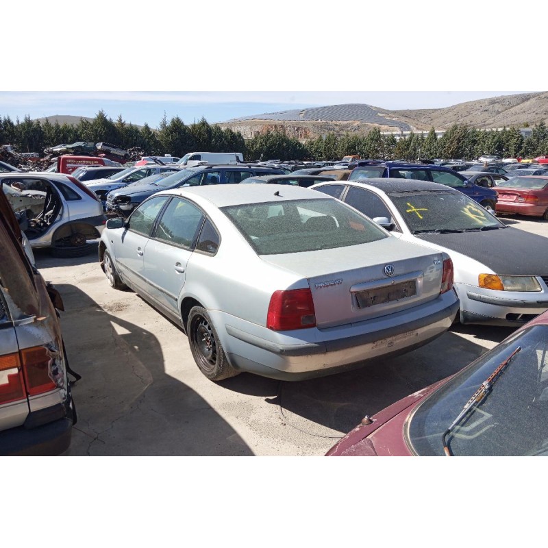 Ολόκληρο Αυτοκίνητο Volkswagen Passat 1997-2000  