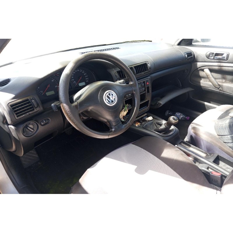 Ολόκληρο Αυτοκίνητο Volkswagen Passat 1997-2000  