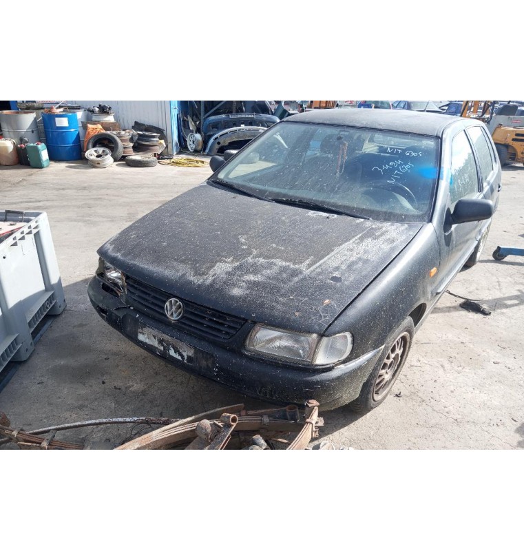 Ολόκληρο Αυτοκίνητο Volkswagen Polo 1994-1999  