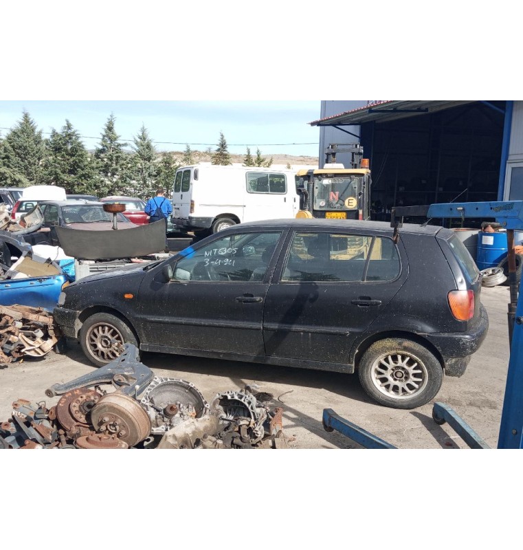 Ολόκληρο Αυτοκίνητο Volkswagen Polo 1994-1999  